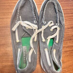 Worn Sperry Topsiders